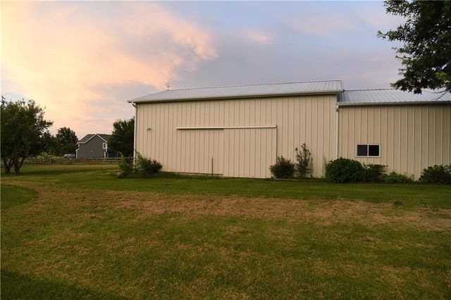 19301 E 215th Street, Harrisonville, MO 64701