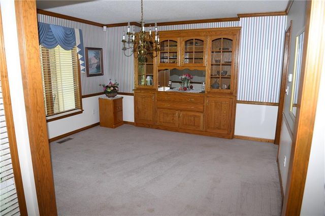 19301 E 215th Street, Harrisonville, MO 64701
