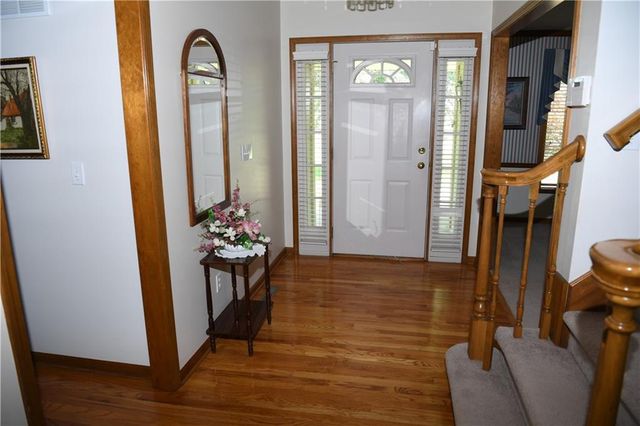 19301 E 215th Street, Harrisonville, MO 64701