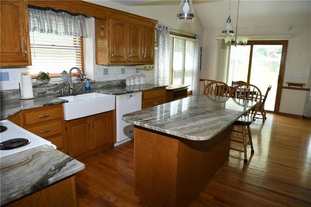 19301 E 215th Street, Harrisonville, MO 64701