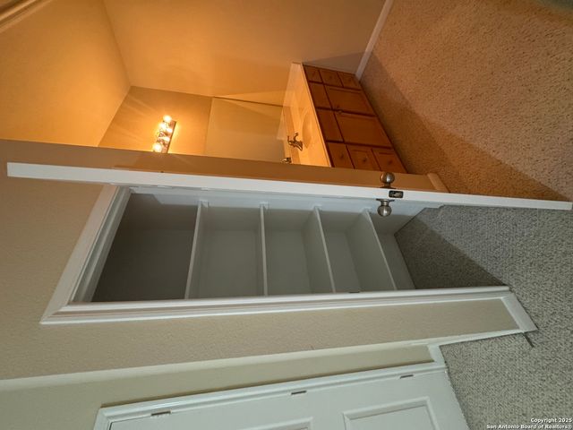 6160 Eckhert Rd Apt 103, San Antonio, TX 78240