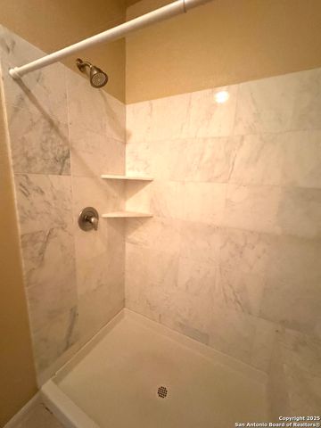 6160 Eckhert Rd Apt 103, San Antonio, TX 78240
