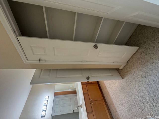 6160 Eckhert Rd Apt 103, San Antonio, TX 78240