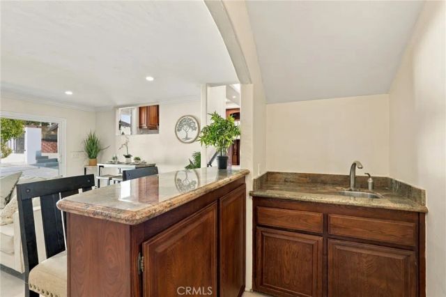 9086 Hillside, Alta Loma, CA 91737