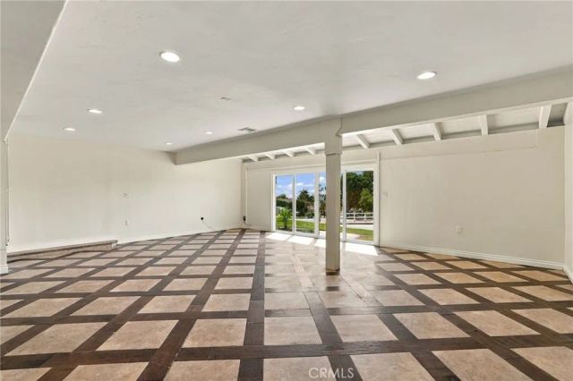 9086 Hillside, Alta Loma, CA 91737