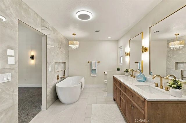 9086 Hillside, Alta Loma, CA 91737