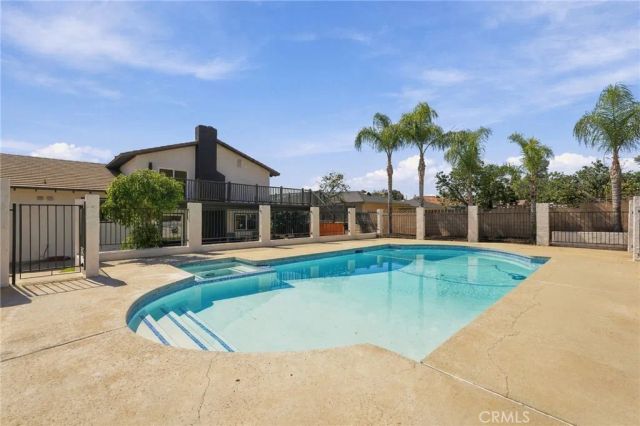 9086 Hillside, Alta Loma, CA 91737
