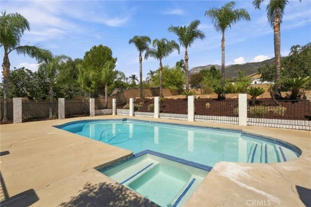9086 Hillside, Alta Loma, CA 91737