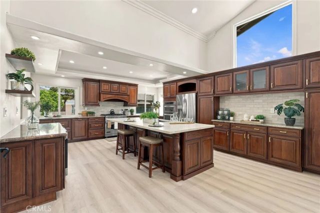 9086 Hillside, Alta Loma, CA 91737