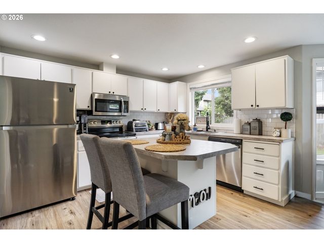 196 BALBOA Loop, Kelso, WA 98626