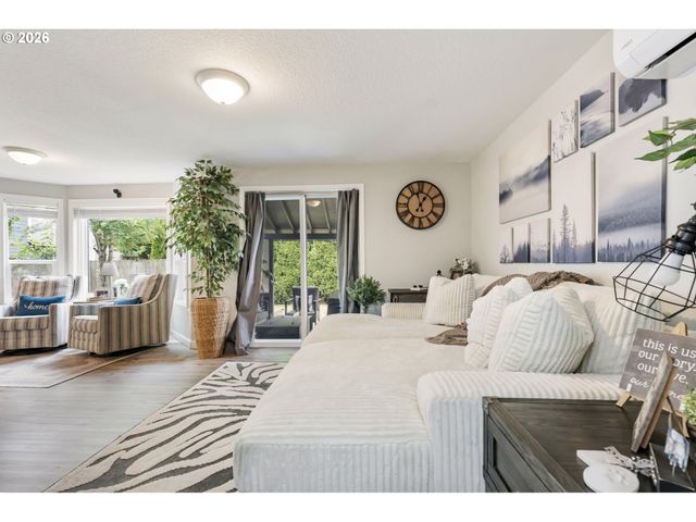 196 BALBOA Loop, Kelso, WA 98626