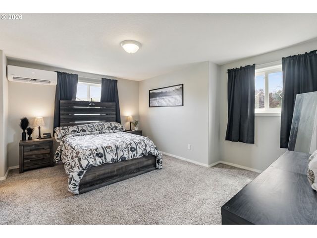 196 BALBOA Loop, Kelso, WA 98626