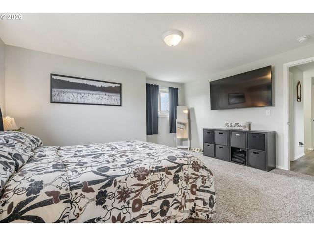 196 BALBOA Loop, Kelso, WA 98626
