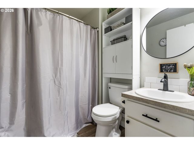 196 BALBOA Loop, Kelso, WA 98626