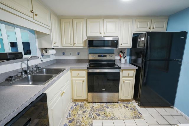 2465 NORTHSIDE DRIVE 102, Clearwater, FL 33761