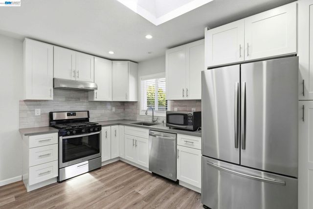 973 Phillips Way, Hayward, CA 94541