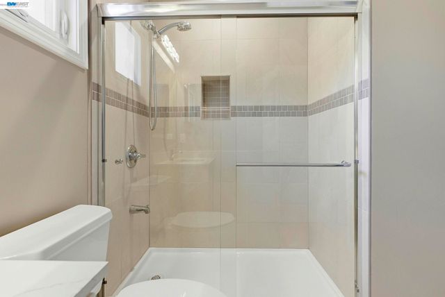 973 Phillips Way, Hayward, CA 94541