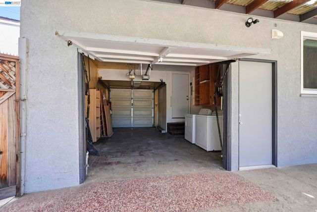 973 Phillips Way, Hayward, CA 94541