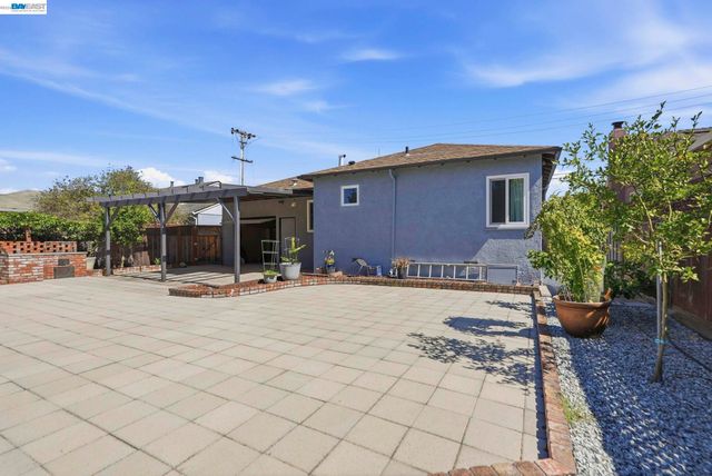 973 Phillips Way, Hayward, CA 94541