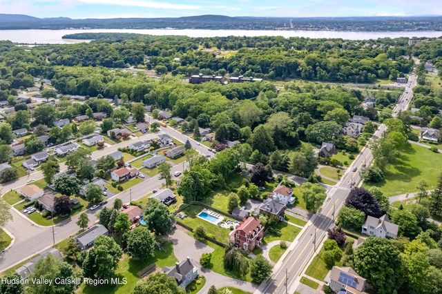 831 Wolcott Avenue, Beacon, NY 12508