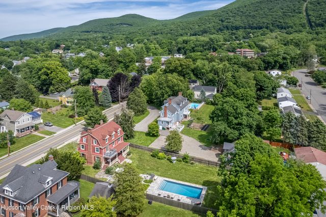 831 Wolcott Avenue, Beacon, NY 12508