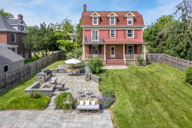 831 Wolcott Avenue, Beacon, NY 12508