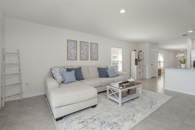 35320 SPRUCE KNOB COURT, Dade City, FL 33525