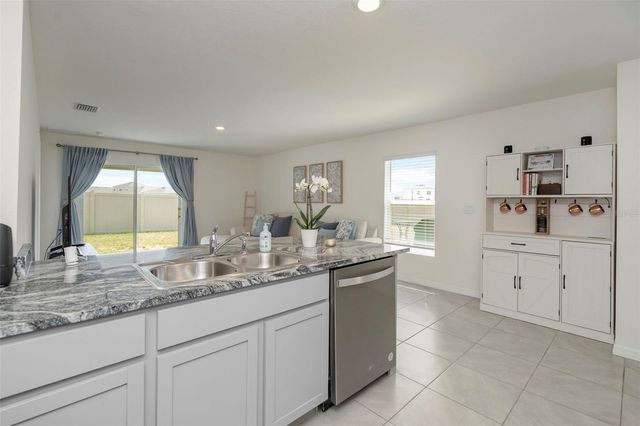 35320 SPRUCE KNOB COURT, Dade City, FL 33525