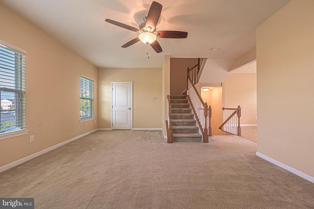 1406 EXPOSITION DR, Williamstown, NJ 08094