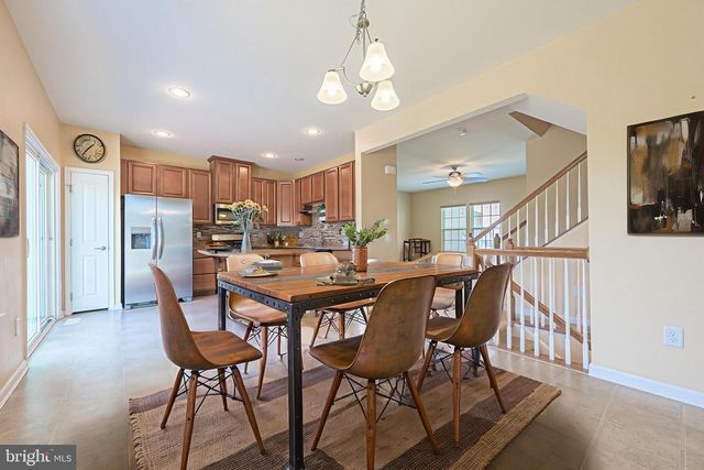 1406 EXPOSITION DR, Williamstown, NJ 08094