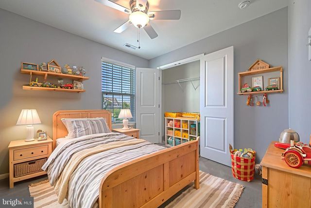 1406 EXPOSITION DR, Williamstown, NJ 08094