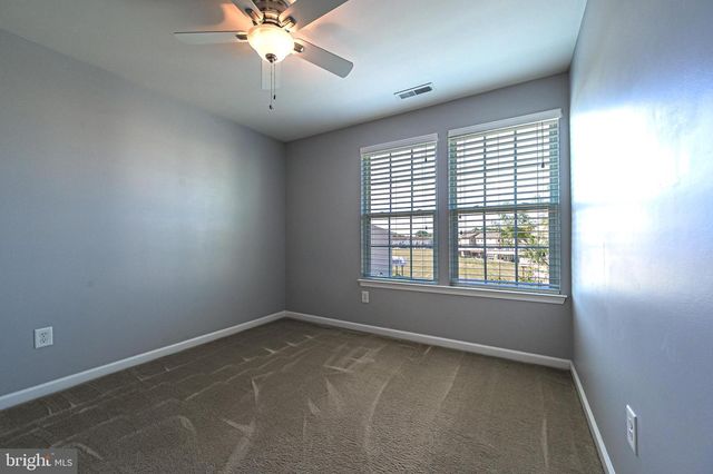 1406 EXPOSITION DR, Williamstown, NJ 08094