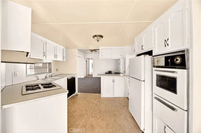 893 S Palm Avenue, Hemet, CA 92543