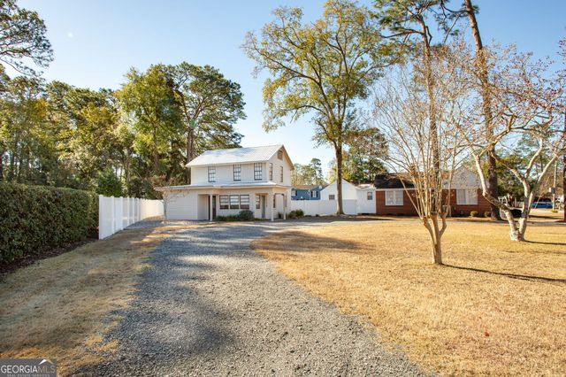 1004 Hill Street, Waycross, GA 31501