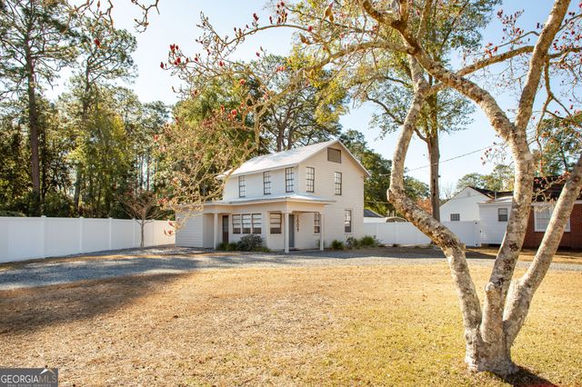 1004 Hill Street, Waycross, GA 31501