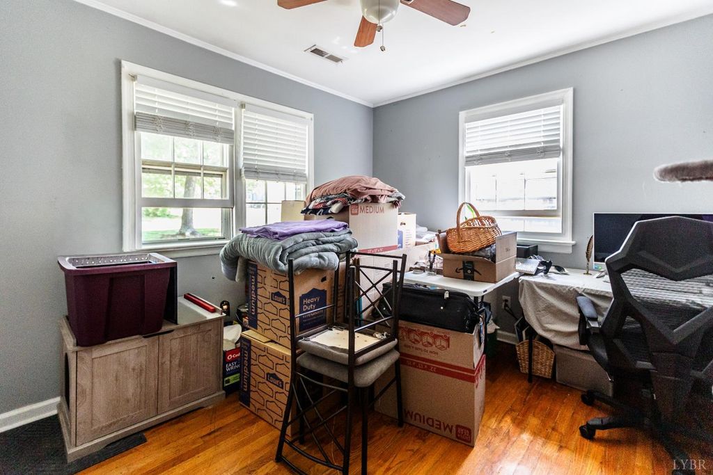 Image 12 of property listing at 205 Lombardy Street, Appomattox, VA 24522