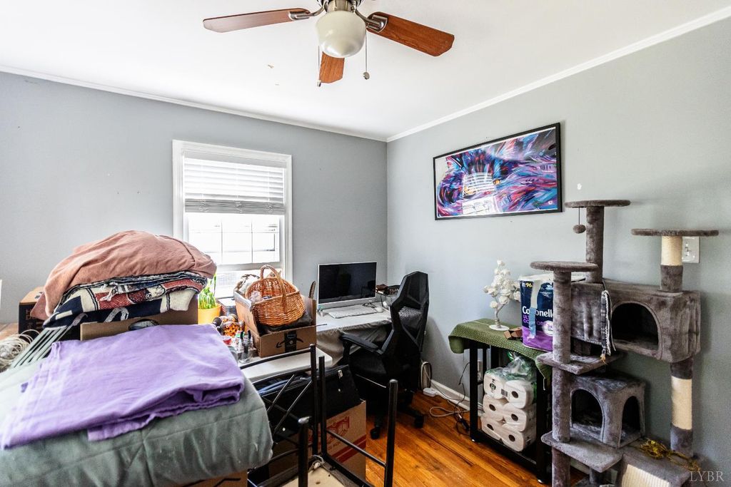 Image 13 of property listing at 205 Lombardy Street, Appomattox, VA 24522