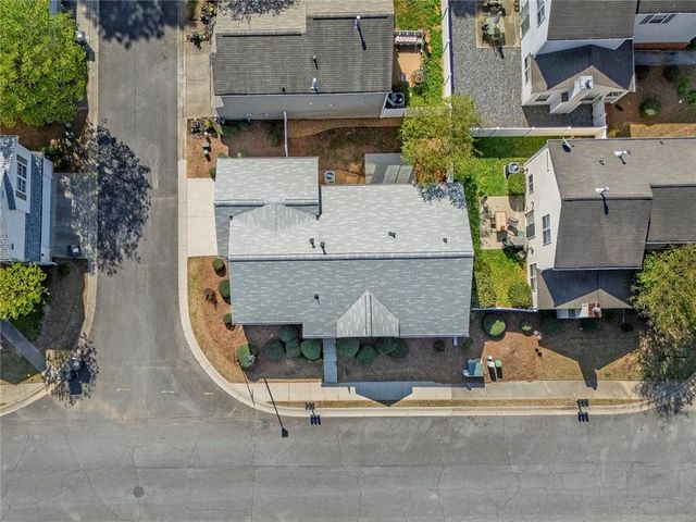 631 Windcroft Circle NW, Acworth, GA 30101