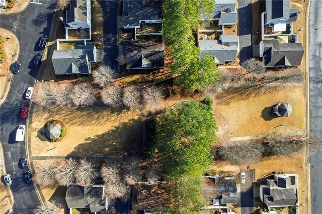 631 Windcroft Circle NW, Acworth, GA 30101