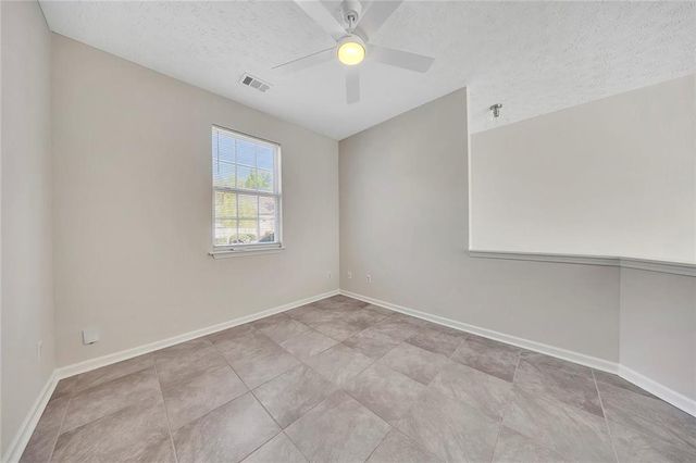 631 Windcroft Circle NW, Acworth, GA 30101