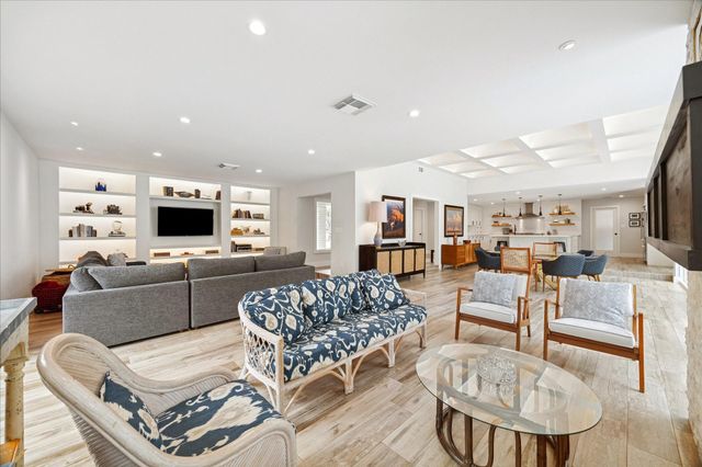 12311 Honeywood Trail, Houston, TX 77077