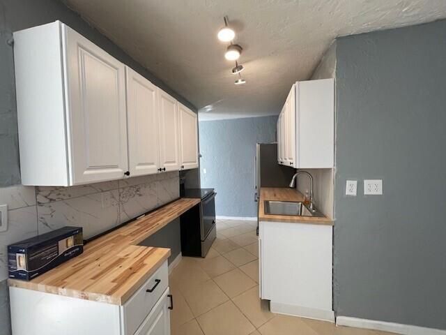 1749 NW 18th Street, Fort Lauderdale, FL 33311