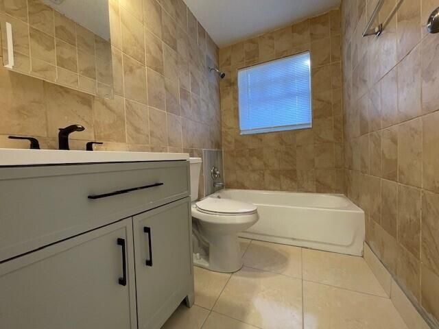 1749 NW 18th Street, Fort Lauderdale, FL 33311