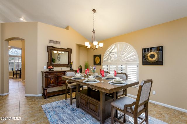 1221 N KENWOOD Lane, Chandler, AZ 85226