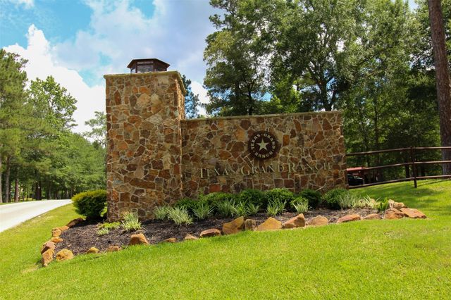 3B-15-22 Fire Sky Road, Huntsville, TX 77340