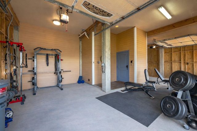 1301 Maui Dr Drive, Tiki Island, TX 77554