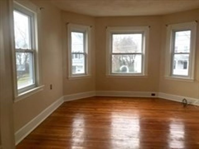 43 Prospect Ave 43, Norwood, MA 02062