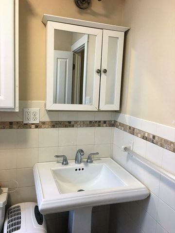 43 Prospect Ave 43, Norwood, MA 02062