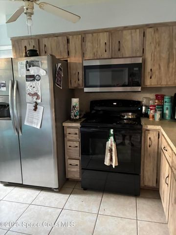 767 Schean Avenue SW, Palm Bay, FL 32908