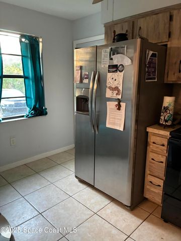 767 Schean Avenue SW, Palm Bay, FL 32908